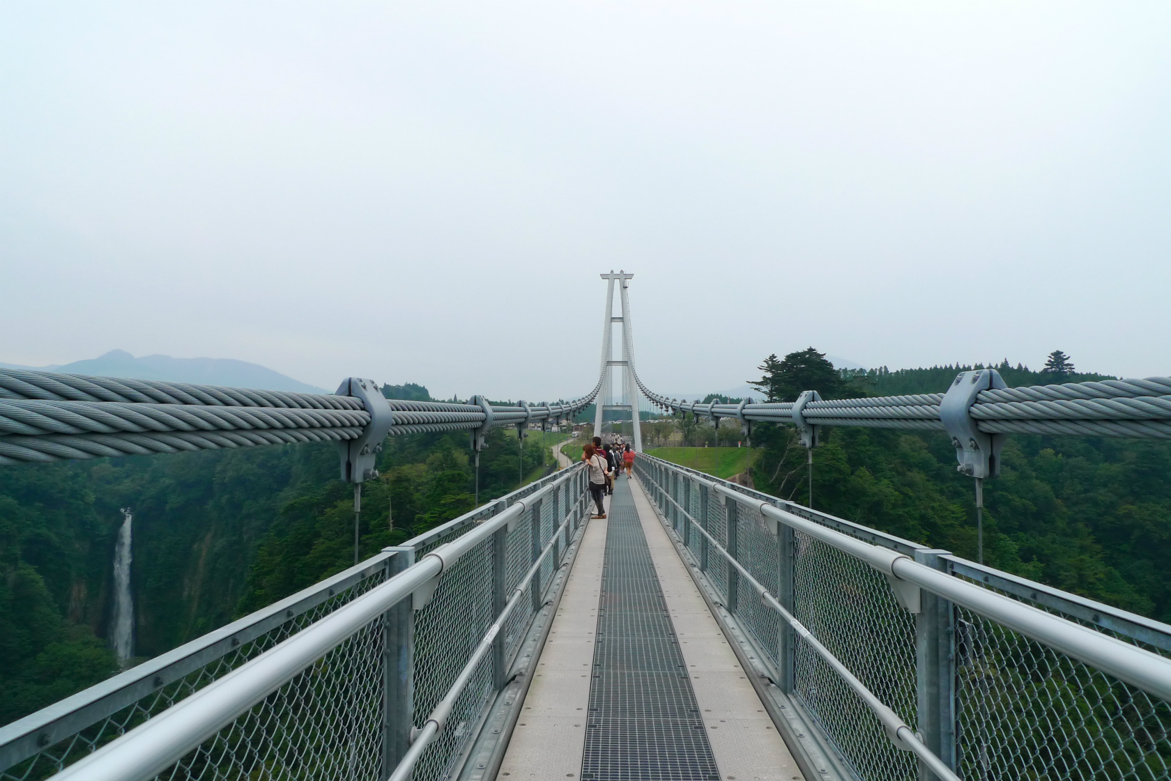 九重の大吊橋